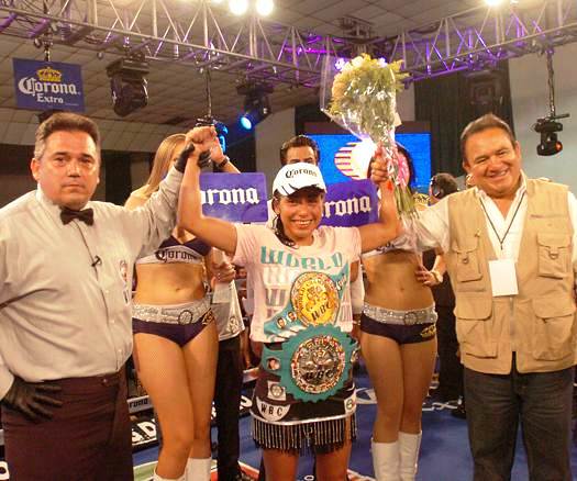 Via Univision: Yessica ‘Kika’ Chávez Derrotó a Tenkai Tsunami