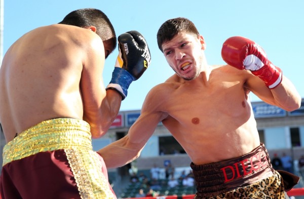 Chavez-ChrisFarina-FightNight9