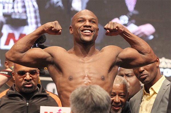 Video | Watch “The Moment” Mayweather vs. Maidana Weigh In Live