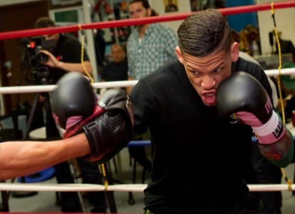 Photo Gallery: Orlando Cruz Media Workout