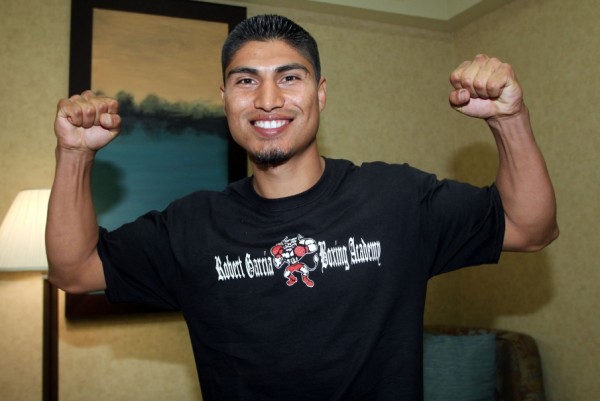 l_86a6252ed3df5e43e7d1dfbe9d79fd9cMikeyGarcia_arrivals_130917_001a