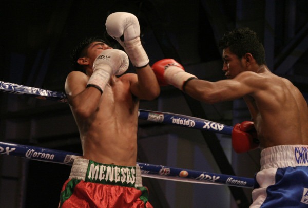 Via Ring TV: Roman Gonzalez Scores KO Victory