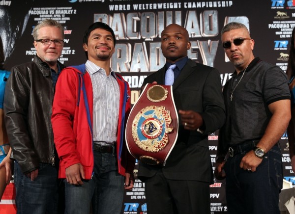Pacquiao_Bradley_LA PC-Chris Farina4