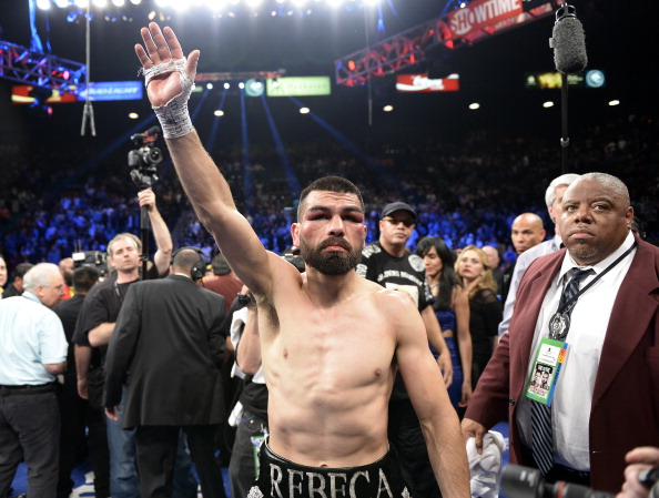 Lara vs. Hurd Undercard: Alfredo Angulo Takes on Sergio Mora