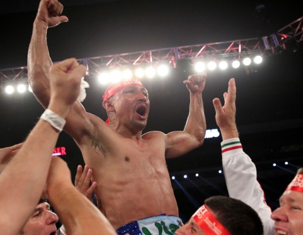 Chavez-Vera-Chris Farina8