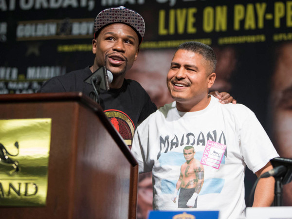 Floyd Mayweather Announces Fight with Chino Maidana