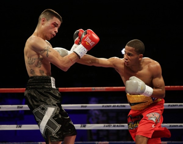 Felix Verdejo Scores KO Victory on Solo Boxeo