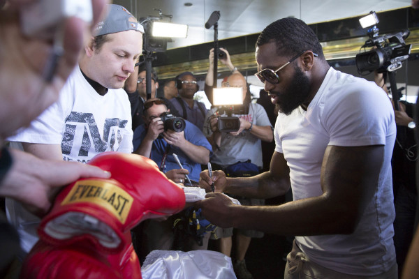 Photos & Videos: Broner vs. Taylor Open Workouts