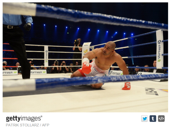 Wladimir Klitschko Dominates Leapai in 5