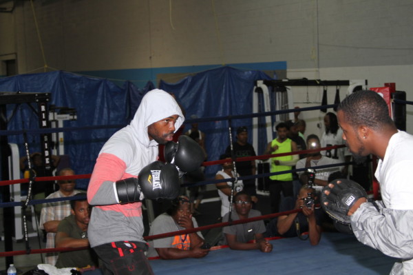 Photo Gallery: Gary Russell Jr. Training