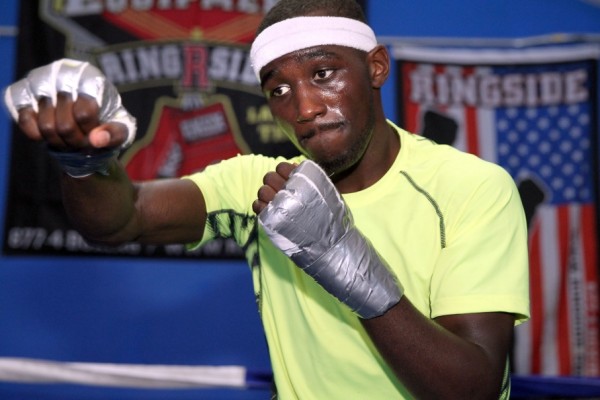 Crawford Out to Reach Greatness Against ‘Cocky’ Gamboa