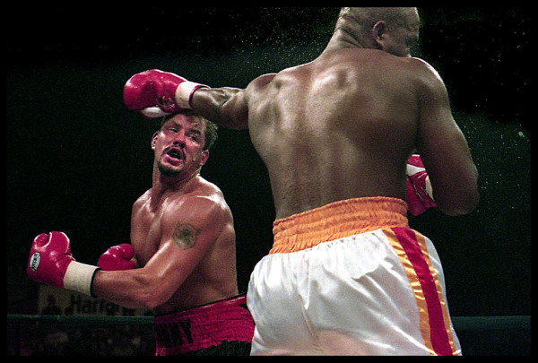 Flashback Friday: Tommy Morrison vs. Razor Ruddock