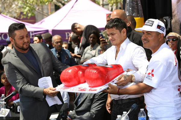 Mayweather Maidana LA Presser - Stephanie Trapp (9)
