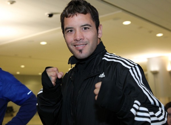 Chaves Arrives - Chris Farina