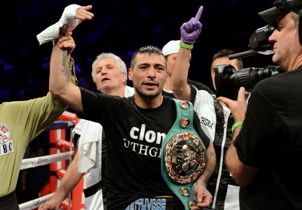 Lucas Matthysse Gets Controversial KO Over Roberto Ortiz