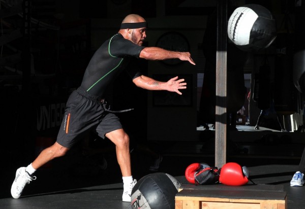 Photo Gallery | Ray Beltran Starts Training for Terence Crawford Clash
