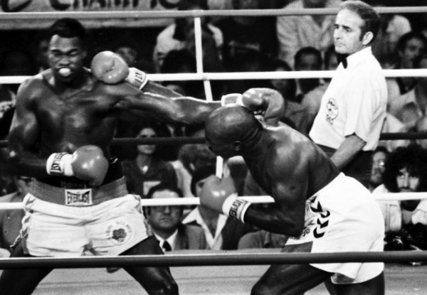 Earnie Shavers Larry Holmes - Ring Magazine