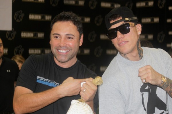 Photo Gallery | Oscar De La Hoya’s 18th Annual Turkey Giveaway