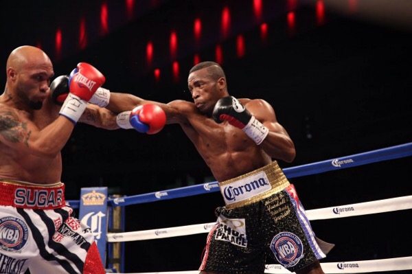 Erislandy Lara Outboxes Ishe Smith in Shutout Win