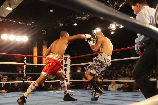 Vazquez Blasts Rios in Four, Rosa Demolishes Echevarria