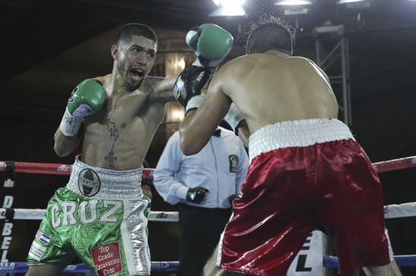Bryant Cruz Remains Unbeaten, Frank Galarza Scores KO in 76 Seconds