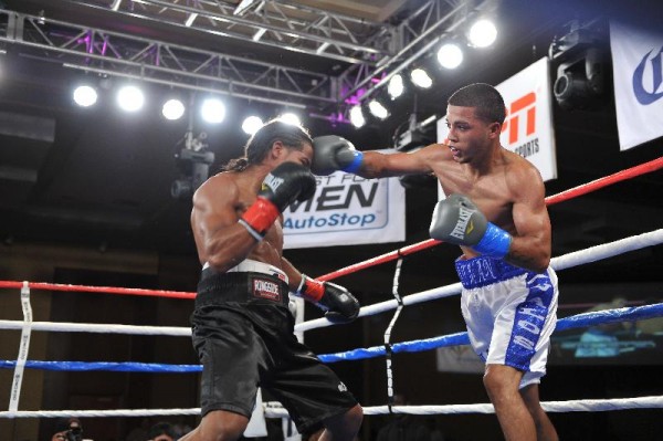 Chris Avalos - Carlos Baeza Thompson Boxing