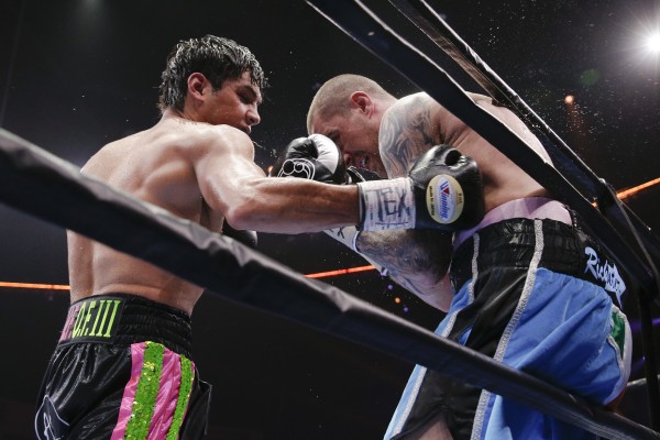 Figueroa Wins Sloppy Decision Over Burns on PBC