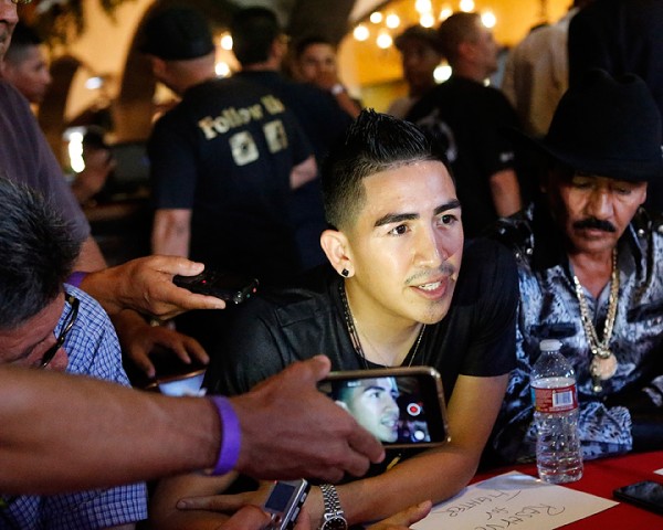 Video | Leo Santa Cruz on Cherry Emojis