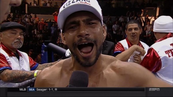 Keith Thurman Remains Unbeaten as Collazo Retires on His Stool