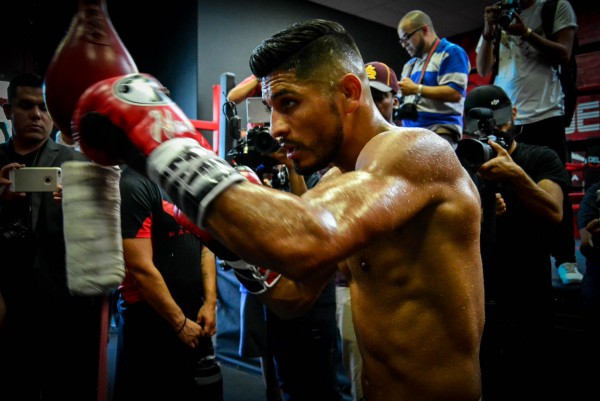 Abner Mares Media Day - Ismael Gallardo RBRBoxing (11)
