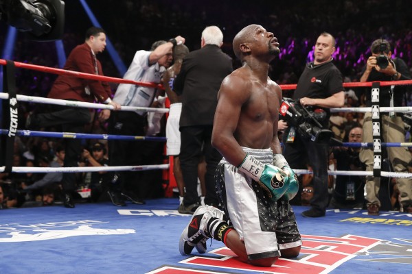 Floyd Mayweather Remains Perfect With One-Sided Win Over Berto