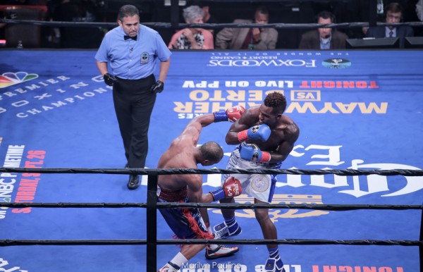 Photo Gallery | Cornelius Bundrage vs. Jermall Charlo Fight Night