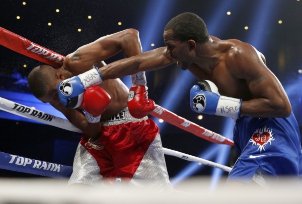 Jesse Hart Dominates Pryor Jr., Stops Him in 9