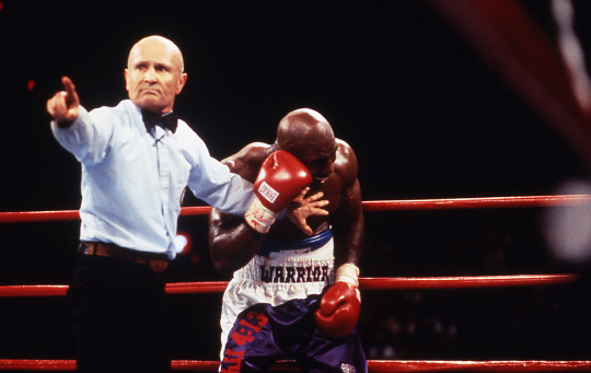Evander Holyfield Mike Tyson - Tom Caisno