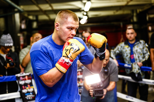 VYACHESLAV GLAZKOV-MEDIA WORKOUT-01122015-7309