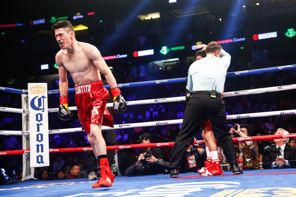 Hugo Ruiz Dispatches Julio Ceja in First