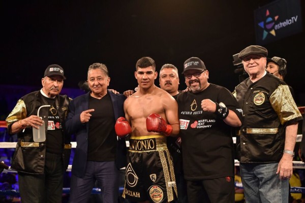 Antonio Orozco Lina Baker Instant Boxing