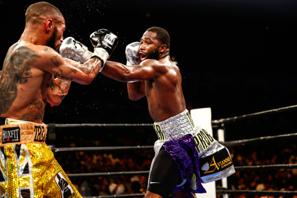 LR_FIGHT NIGHT-BRONER vs THEOPHANE-04012016-8225
