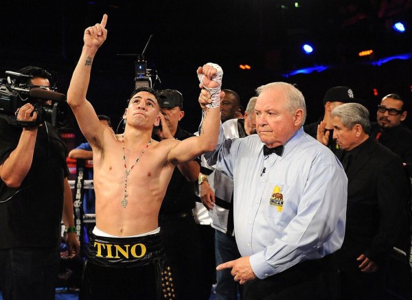 Manuel Avila Outboxes Rene Alvarado to Unanimous Decision Win