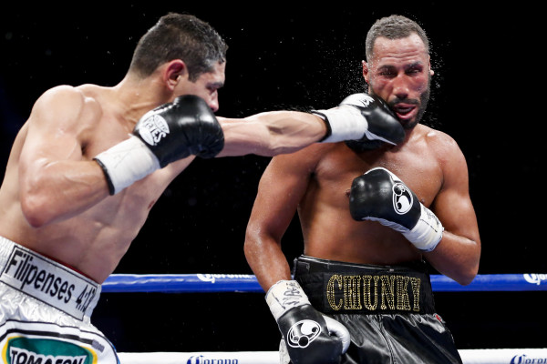DeGale Succesfully Defends Title in Underwhelming Performance Against Medina