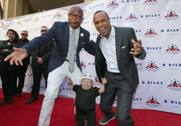 "HOLLYWOOD, CA - MAY 25: Tommy Davidson, Verne Troyer and Sugar Ray Leonard attend B. Riley & Co. and Sugar Ray Leonard Foundation's 7th Annual "Big Fighters, Big Cause" Charity Boxing Night at Dolby Theatre on May 25, 2016 in Hollywood, California. (Photo by Mark Davis/Getty Images for Sugar Ray Leonard Foundation )"