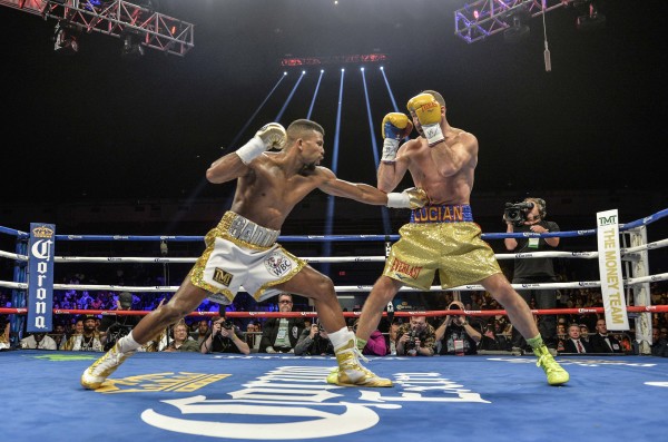 Badou Jackv s. Lucian Bute -Idris Erba Mayweather Promotions (2)