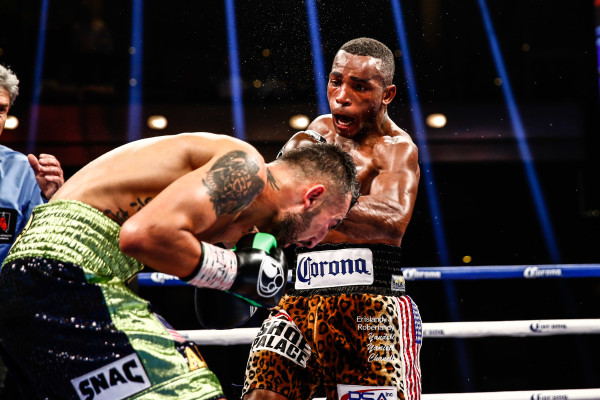 LR_FIGHT NIGHT-LARA VS MARTIROSYAN-TRAPPFOTOS-05212016-3505