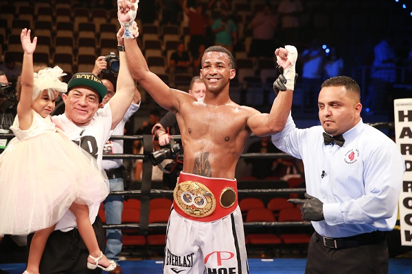 Barthelemy vs. Bey_Fight_Leo Wilson Jr. _ Premier Boxing Champions10