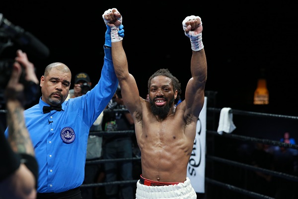 Douglas vs Collado_Fight_Leo Wilson _ Premier Boxing Champions