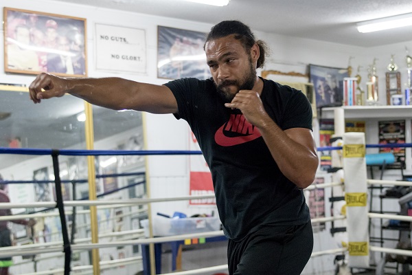 Keith Thurman Camp Visit - May 2016_Training camp_Ryan Hafey _ Premier Boxing Champions