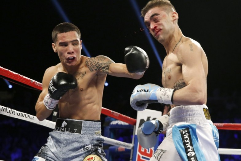 Oscar Valdez Blasts Matias Rueda in 2