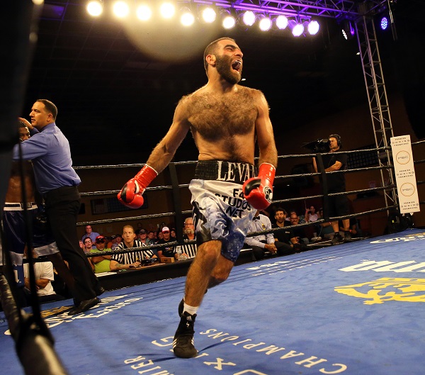 Welterweight Contender Levan Ghvamichava Stops Breidis Prescott