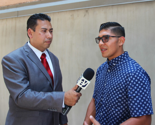 Antonio Orozco Re-Signs with Golden Boy Promotions