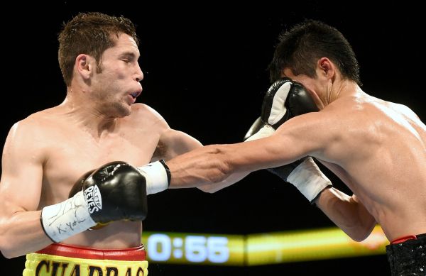 Carlos Cuadras Decisions David Carmona, Fails to Impress